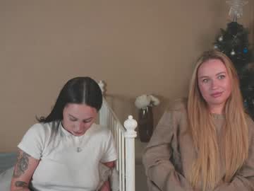 Butty_Frutty Chaturbate stream image from December 27, 2024