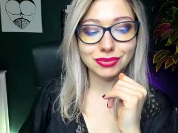 Heidi_Pleasure Chaturbate stream image from December 27, 2024