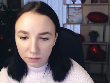 Hollaola Chaturbate stream image from December 27, 2024