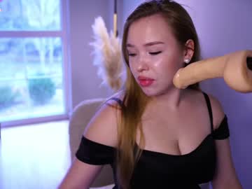 Joy_Watson Chaturbate stream image from December 27, 2024