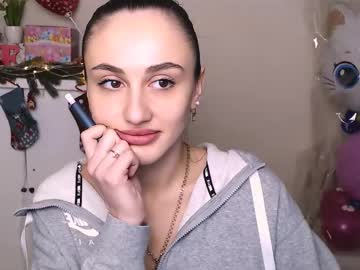 Cutie_Angell_ Chaturbate stream image from December 27, 2024