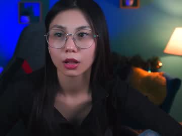 Littlesally_ Chaturbate stream image from December 27, 2024