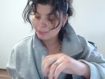 Tessnaughty Chaturbate stream image from December 27, 2024