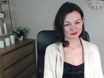 Vivian_Dream Chaturbate stream image from December 27, 2024