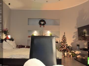 Margarethowell Chaturbate stream image from December 27, 2024