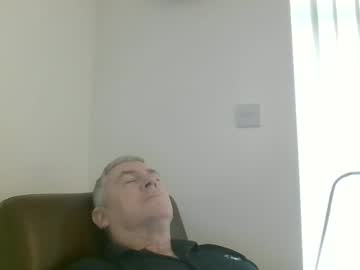 She52 Chaturbate stream image from December 27, 2024