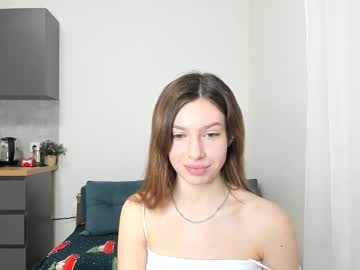 Bessy_Easy Chaturbate stream image from December 27, 2024