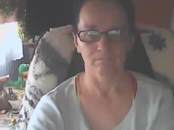 Hellenmarie Chaturbate stream image from December 27, 2024