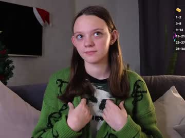 Lornaash Chaturbate stream image from December 27, 2024