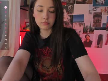Monicarocket Chaturbate stream image from December 27, 2024