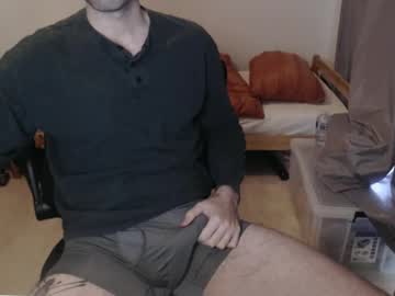 Jon880946 Chaturbate stream image from December 27, 2024
