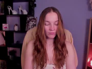Kenzie_Theone Chaturbate stream image from December 27, 2024
