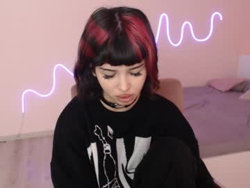 Remyfoxxx Chaturbate stream image from December 27, 2024