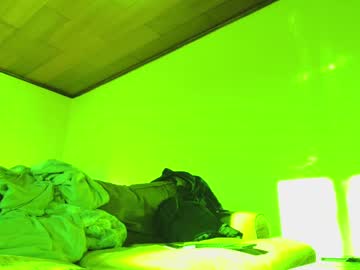 Yoursdearly Chaturbate stream image from December 27, 2024