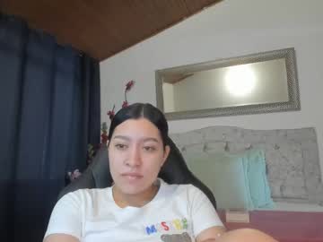 Little_Cony Chaturbate stream image from December 27, 2024