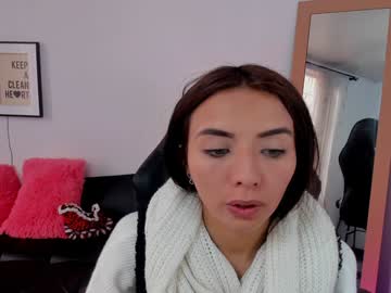 Little_Laia Chaturbate stream image from December 27, 2024