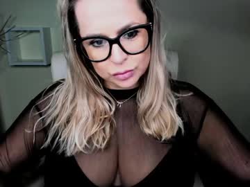 Luxxx_Diana Chaturbate stream image from December 27, 2024