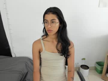 Mazikeen_18 Chaturbate stream image from December 27, 2024