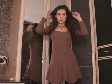 Candyfeatcrush Chaturbate stream image from December 27, 2024