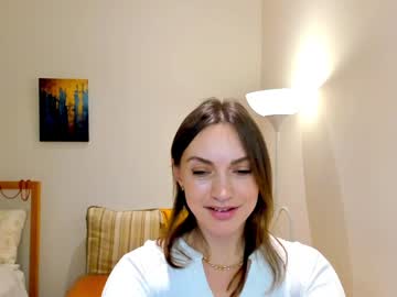 Lovelyeemia Chaturbate stream image from December 27, 2024