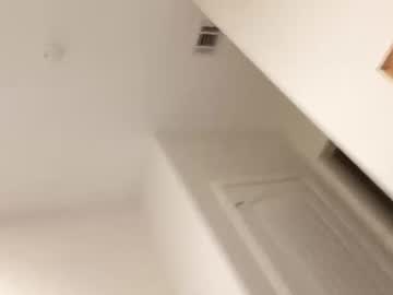 13igcat Chaturbate stream image from December 27, 2024