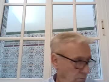 52artur Chaturbate stream image from December 27, 2024