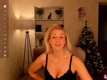 Barbara_Summers Chaturbate stream image from December 27, 2024
