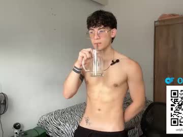 Kisan_Smith Chaturbate stream image from December 27, 2024