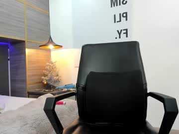 Daphne_Evanss Chaturbate stream image from December 27, 2024