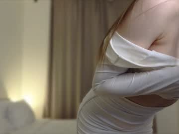 Exclusivemodell Chaturbate stream image from December 27, 2024