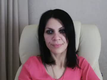 Injaathome Chaturbate stream image from December 27, 2024