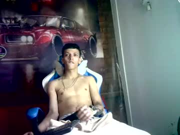 Alexxadiel Chaturbate stream image from December 27, 2024