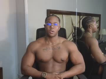 Adonisknigh Chaturbate stream image from December 27, 2024