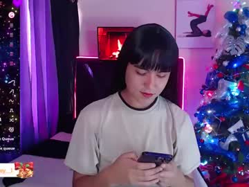 Derek_Grey1 Chaturbate stream image from December 27, 2024