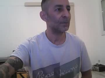 Righton26 Chaturbate stream image from December 27, 2024