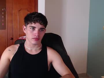 Alejootwink_ Chaturbate stream image from December 27, 2024
