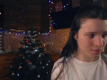 Beckycurvin Chaturbate stream image from December 27, 2024