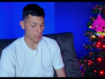 Harrydavidsonx Chaturbate stream image from December 27, 2024