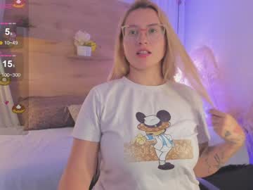 Heidishayk Chaturbate stream image from December 27, 2024