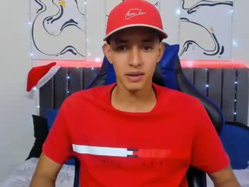 Jake_Shadow14 Chaturbate stream image from December 27, 2024