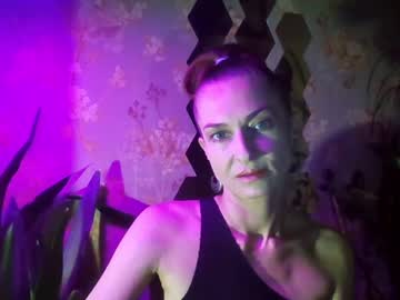 Kristinagold44 Chaturbate stream image from December 27, 2024
