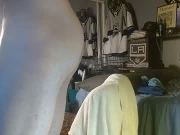 Lookwhaticand0 Chaturbate stream image from December 27, 2024