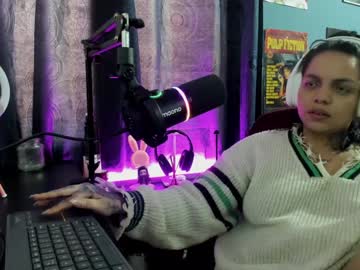 Martinarouseee Chaturbate stream image from December 27, 2024