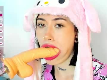 Melody_Suarez Chaturbate stream image from December 27, 2024