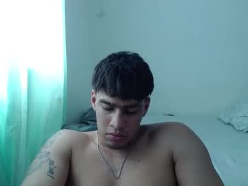 Team23hot0 Chaturbate stream image from December 27, 2024