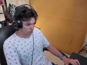 Yurii_Moody Chaturbate stream image from December 27, 2024