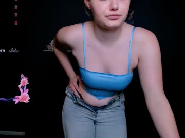 Nikol_Kitt Chaturbate stream image from December 27, 2024