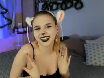 Soursweett Chaturbate stream image from December 27, 2024