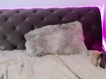 Stepmommy19 Chaturbate stream image from December 27, 2024
