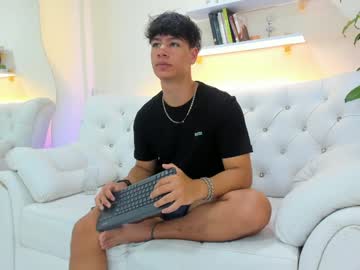 Zeus_18_ Chaturbate stream image from December 27, 2024